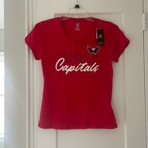 New Women’s Medium Washington Capitals T-shirt